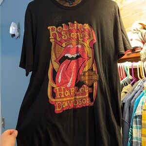 Harley-Davidson Black Tee with Red and Yellow Graphic